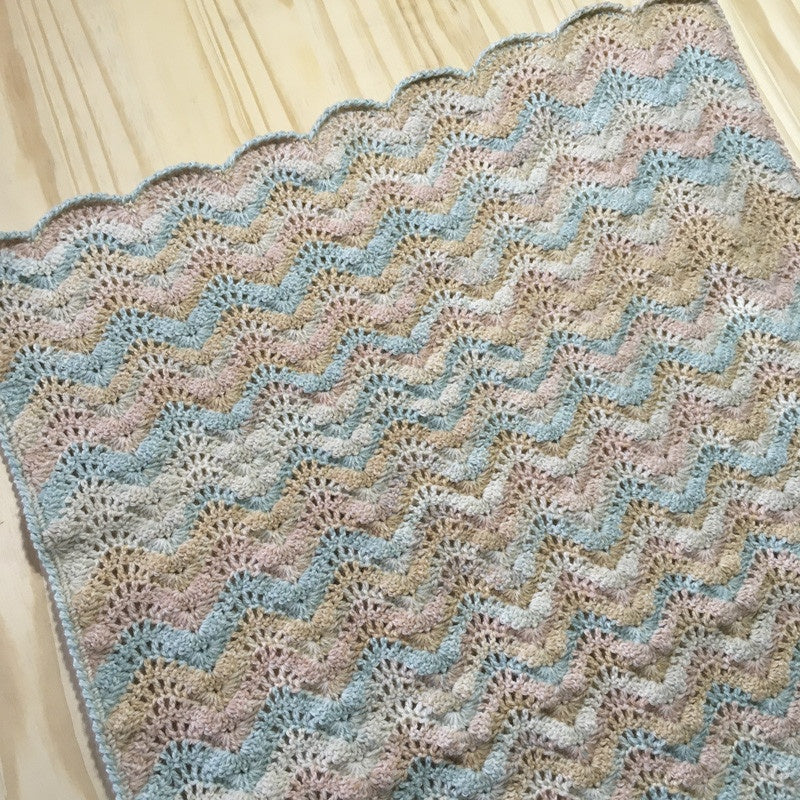 COPERTINA ALL'UNCINETTO - MERINO BABY