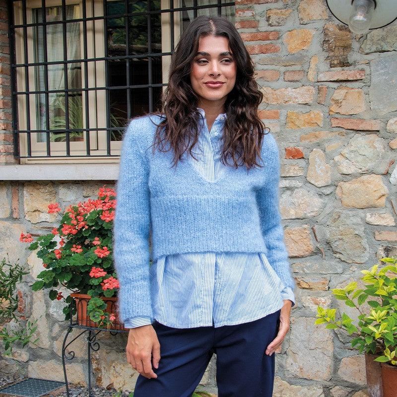 MAGLIA CORTA CON SCOLLO A V - LIEVE