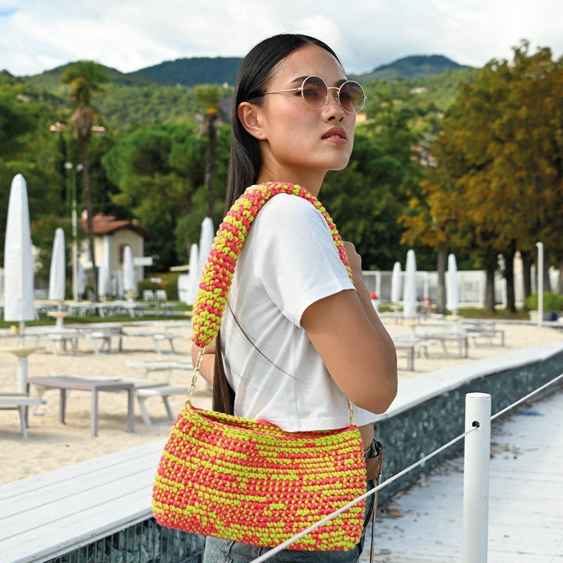 BORSA CON MANICO ALL'UNCINETTO - MANTRA