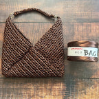 Pochette con manico all'uncinetto in Eco Bag Metallic – schema PDF